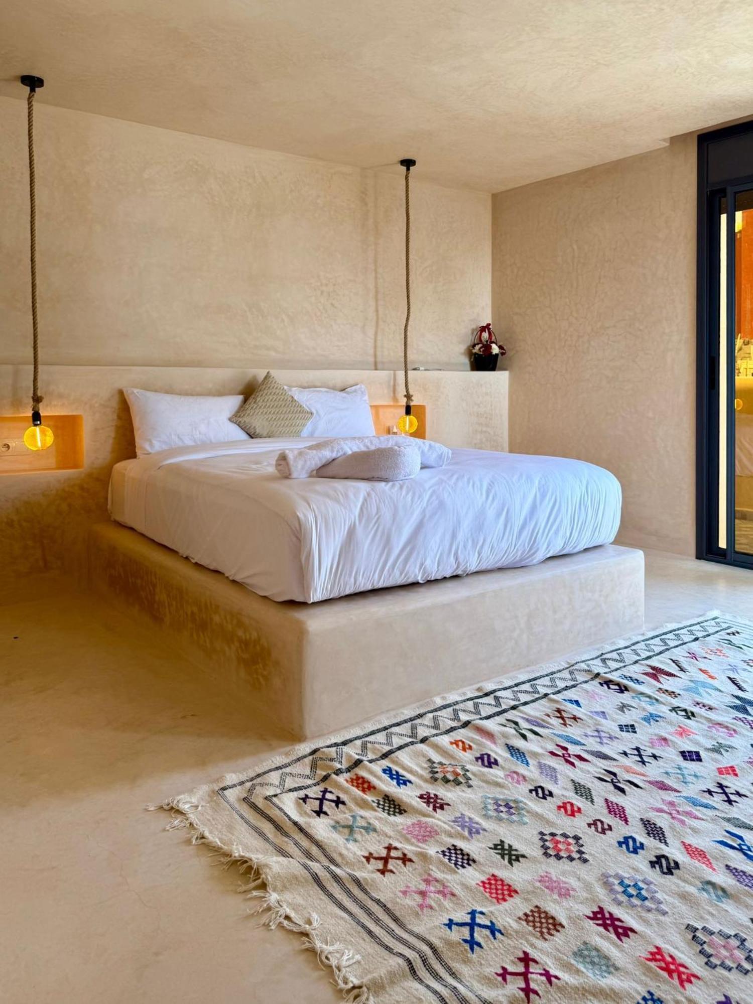 Хостел Playa Surf House Tamraght Экстерьер фото